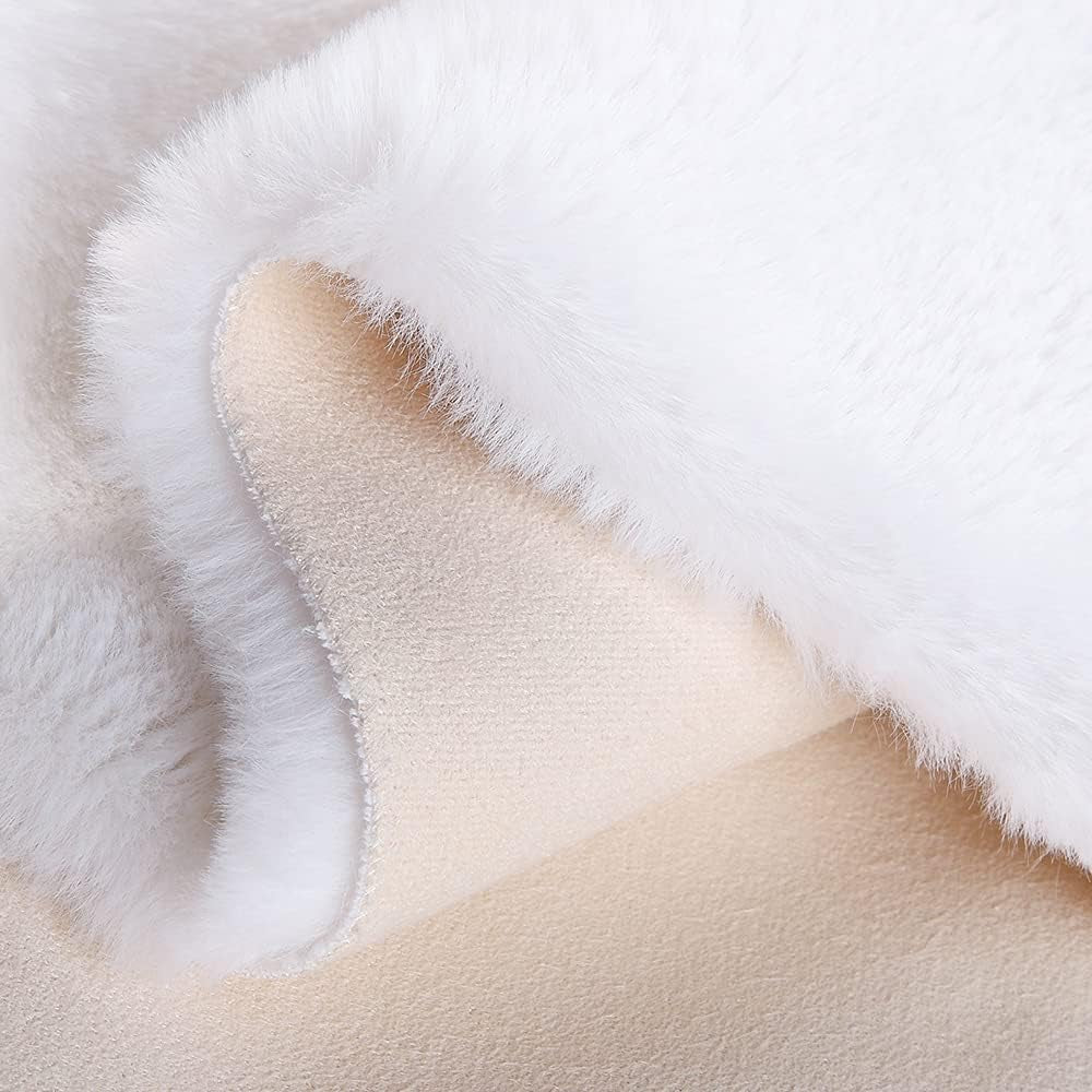 Soft Rugs 4X6 Feet for Bedroom,White Fluffy Rugs Faux Fur Rabbit Area Rug for Dorm Room,Shaggy Rug Chair Couch Throw Rugs for Rooms Decor Machine Washable